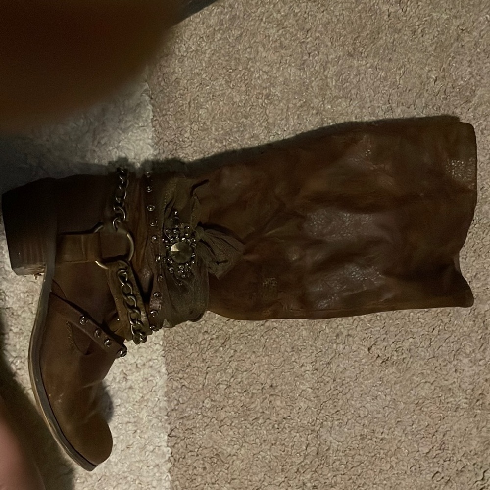 Gently used boots